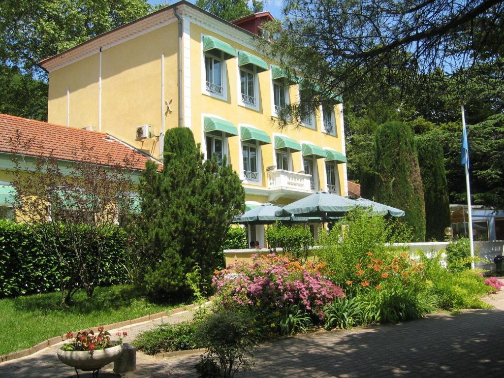 Hotel Le Cedre De Soyons Exteriér fotografie